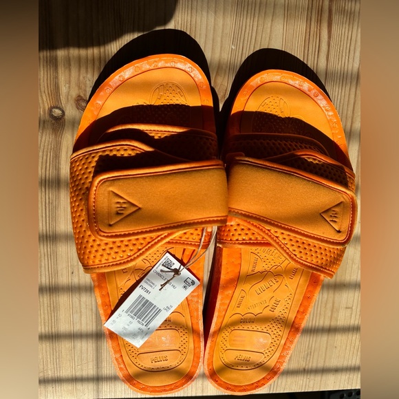 Adidas Boost Slide Pharrell Bright Orange - Picture 4 of 5